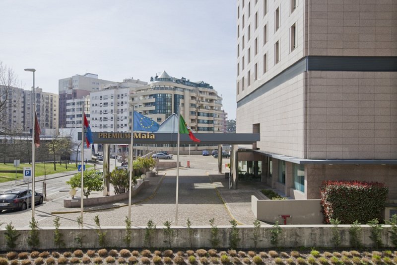 Premium Maia Hotel image 0