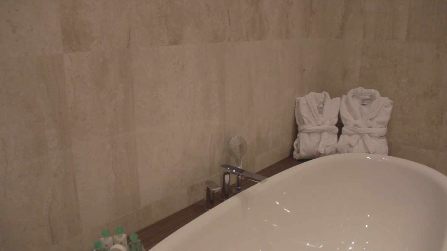 Badkamer met ligbad — Cala Cuncheddi