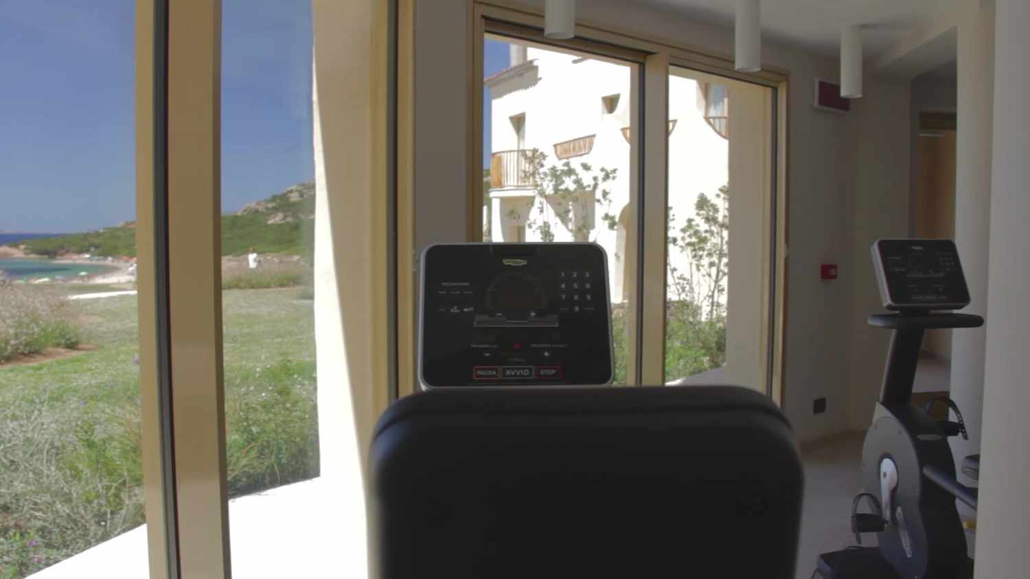 Fitnessruimte met cardio-apparaten — Cala Cuncheddi