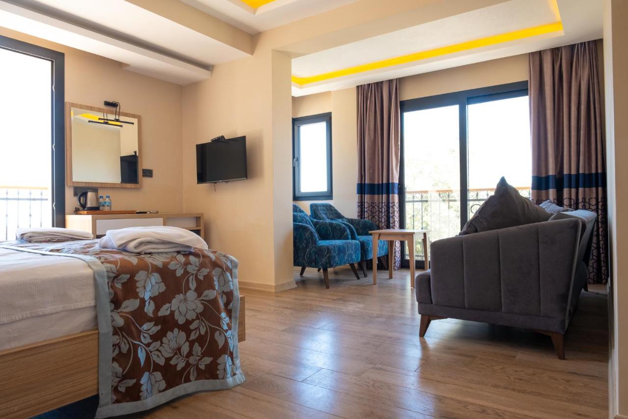 Perdikia Hill Family Resort & Villas image 3