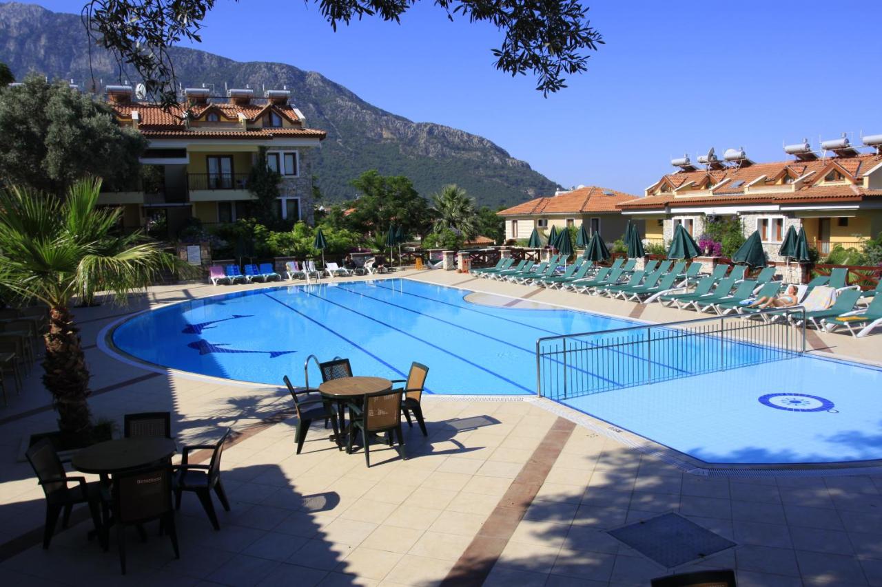 Perdikia Hill Family Resort & Villas image 1