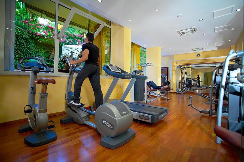 Hotel Caparena Taormina image 3