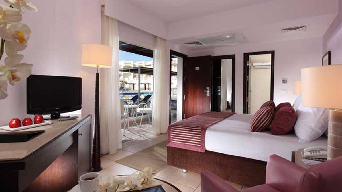 JAZ Neo Sharks Bay image 1