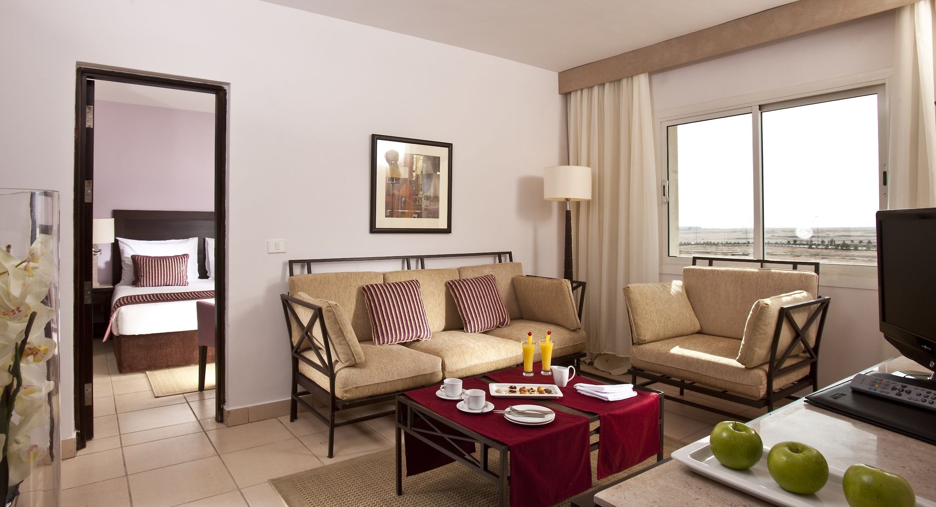 JAZ Neo Sharks Bay image 3