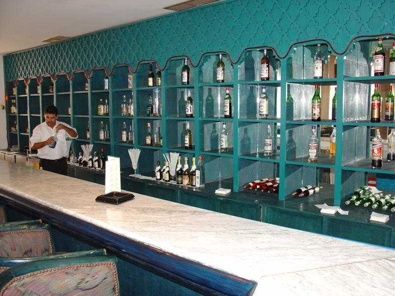 Hotel Menara image 3