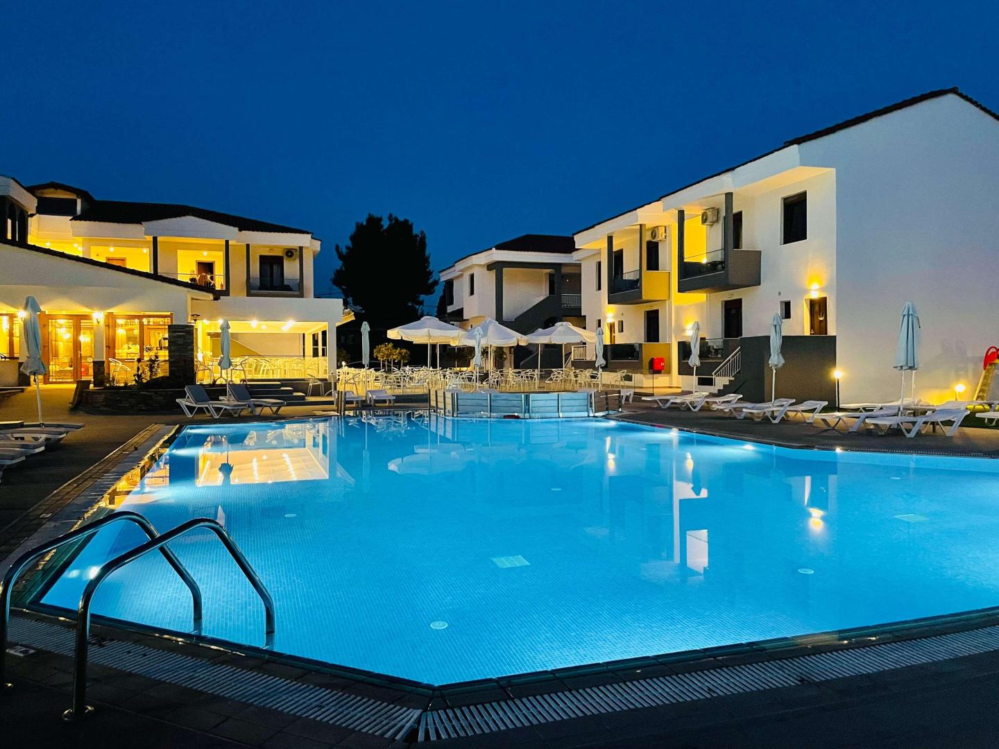 Acrotel Lily Ann Village foto 6