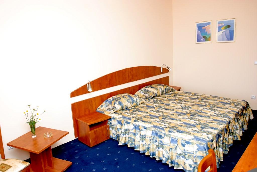 Hotel Luna image 1