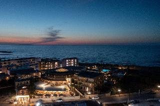 Malia Bay Beach Hotel & Bungalows image 3