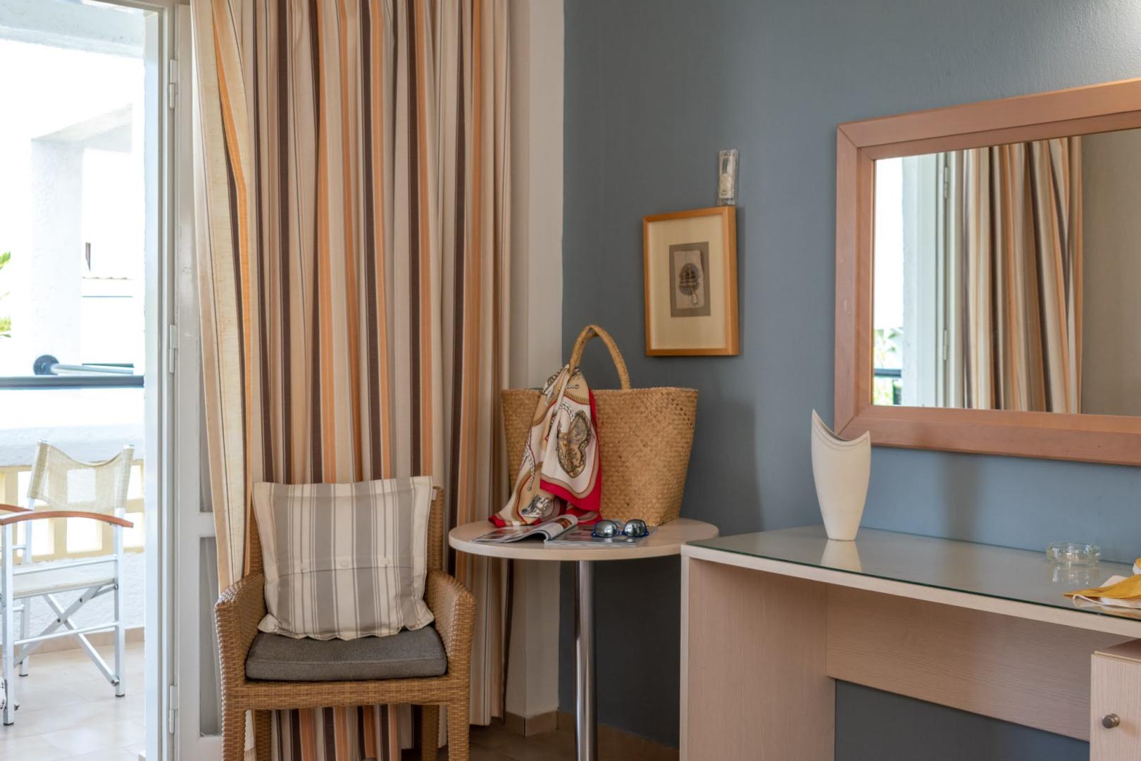Suite met zithoek — Dedalos Hotel