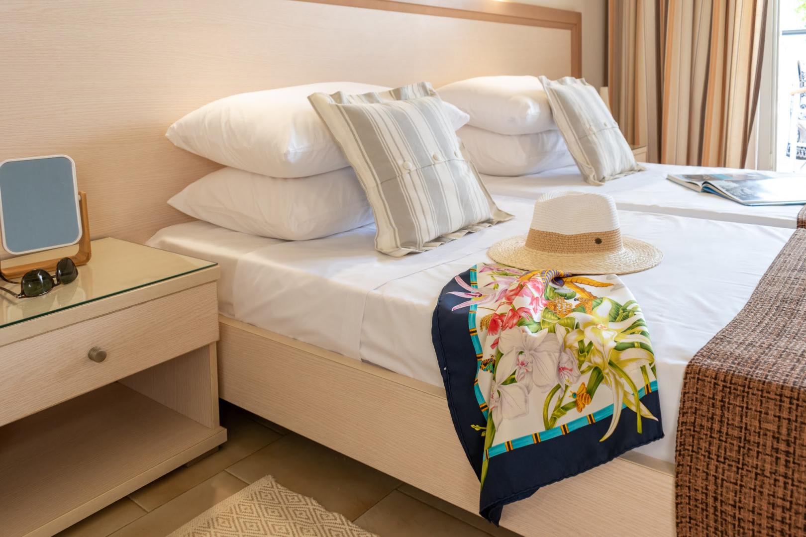Kamer met tweepersoonsbed — Dedalos Hotel