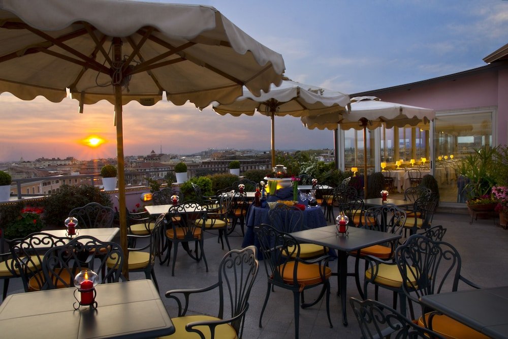 The Marcella Royal Hotel - Rooftop Garden foto 23