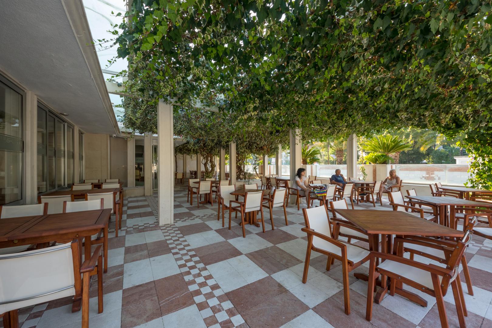 Hotel Mediteran image 3