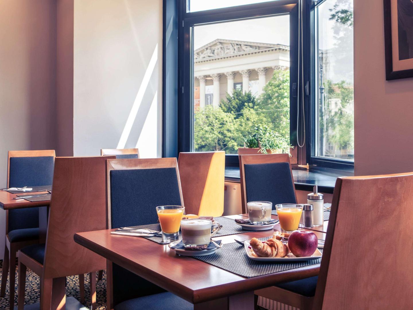 Mercure Budapest Korona foto 3