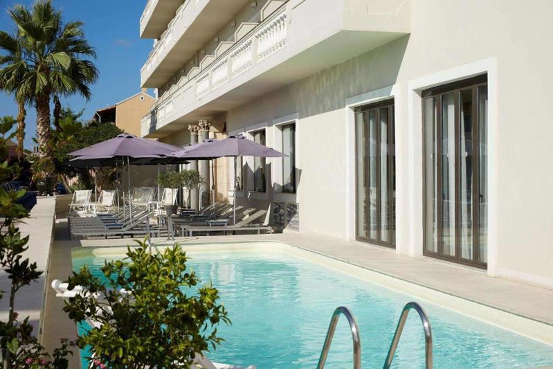 Mon Repos Palace in Corfu Town - foto 2