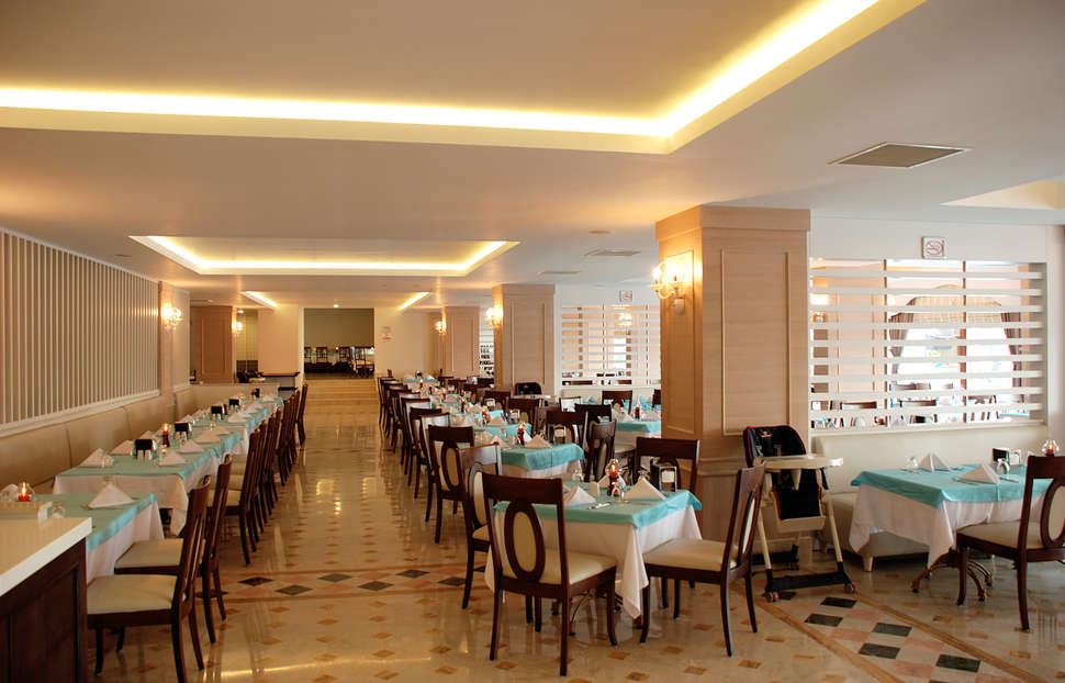 Monachus Hotel & Spa image 2