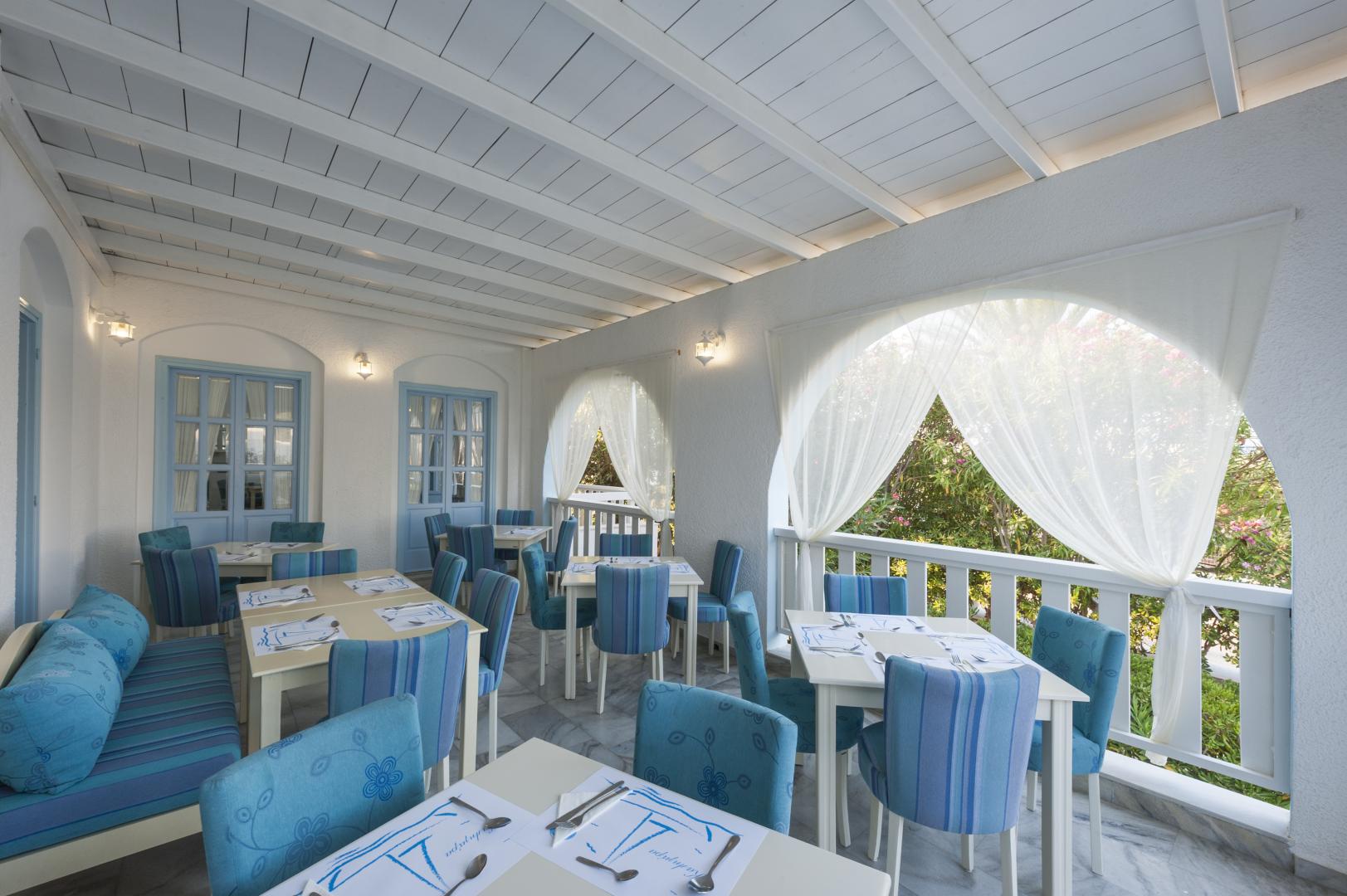 Narges Hotel image 2