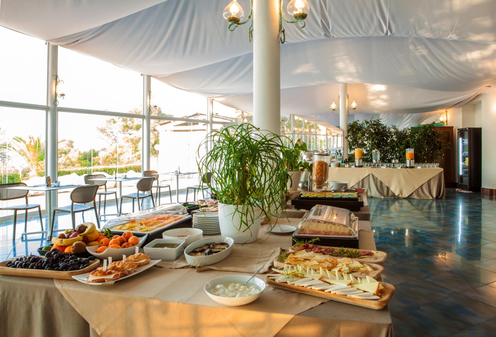 Restaurantterras buiten — New Barcavela