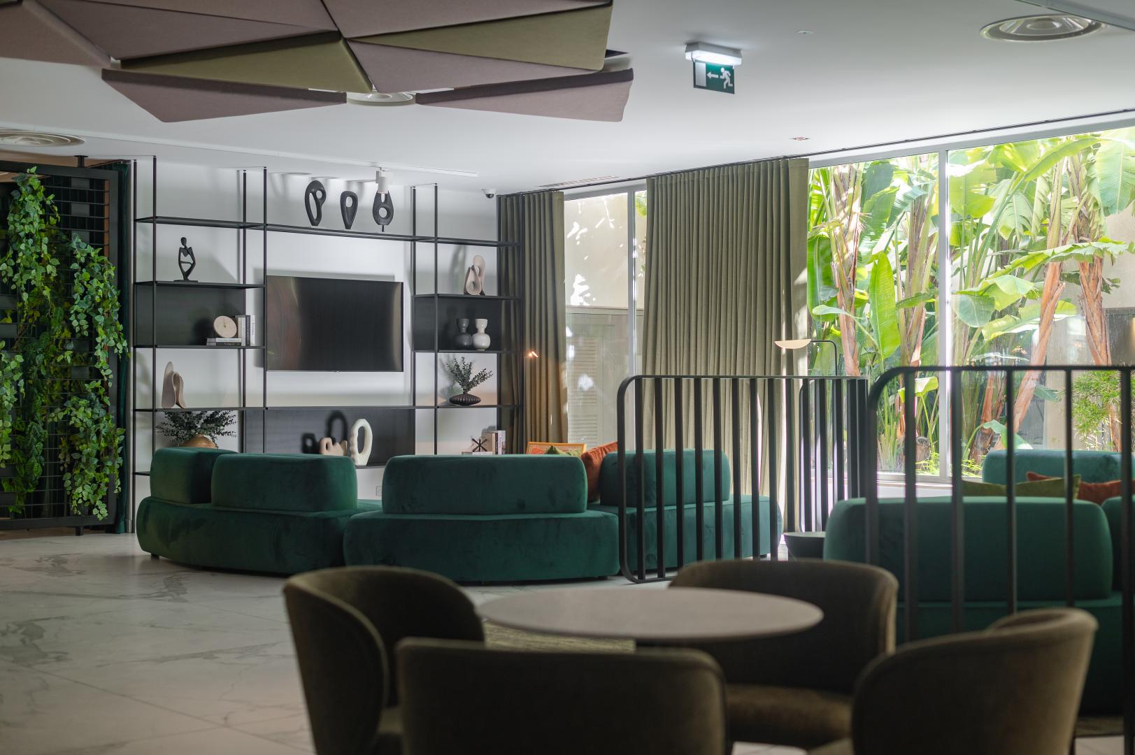 Doubletree by Hilton Malta image 3
