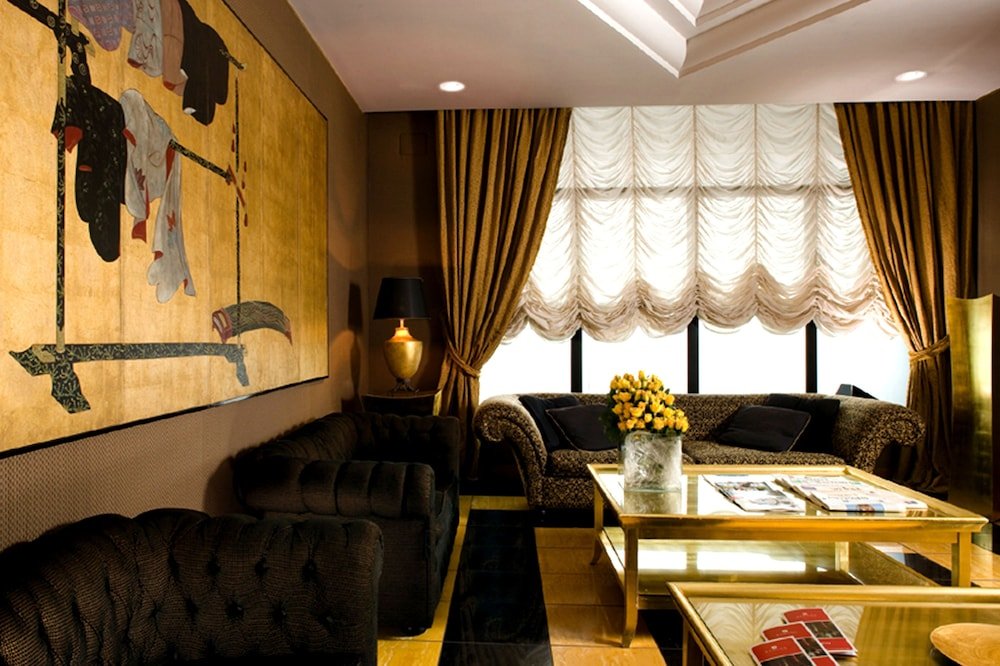 Ramada by Wyndham Naples image 2