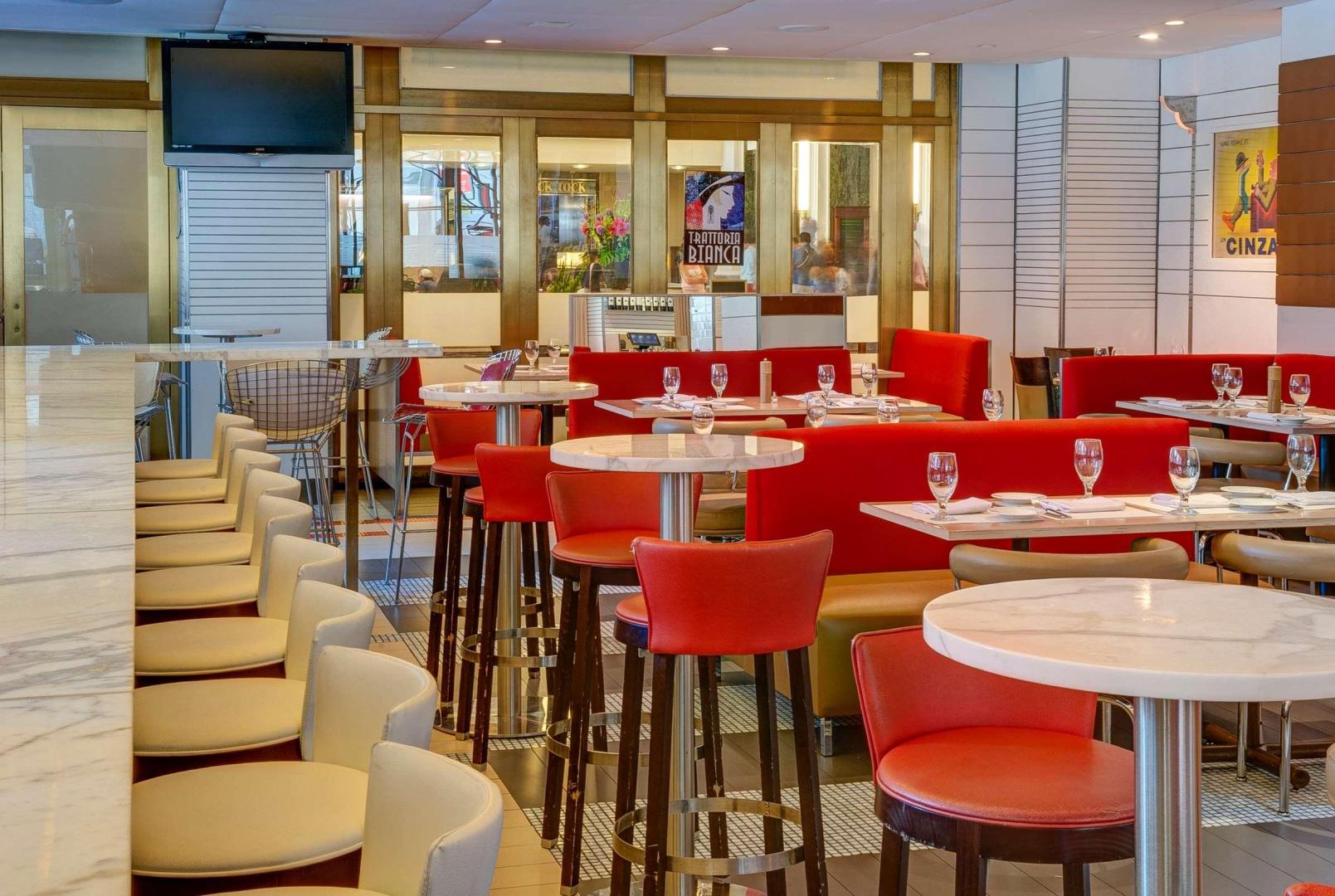 The New Yorker Hotel by Lotte Hotels image 2