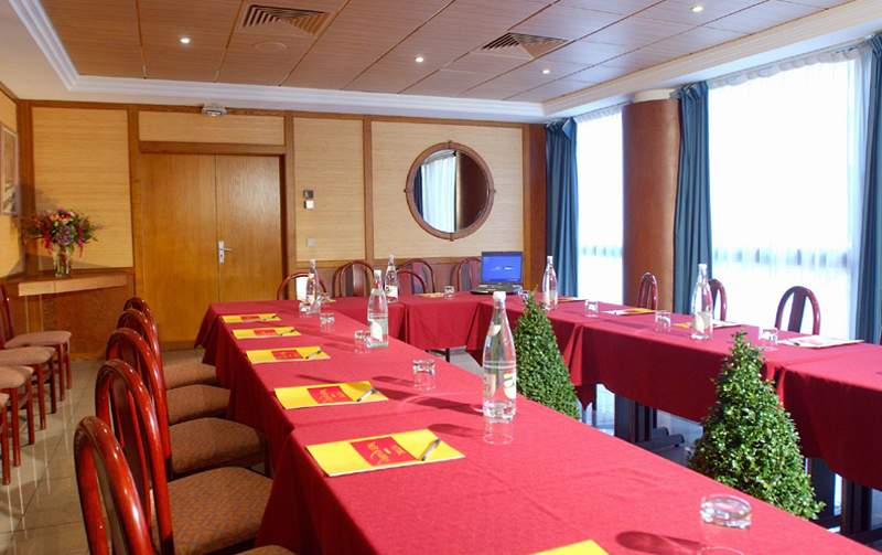 Nice Riviera image 1