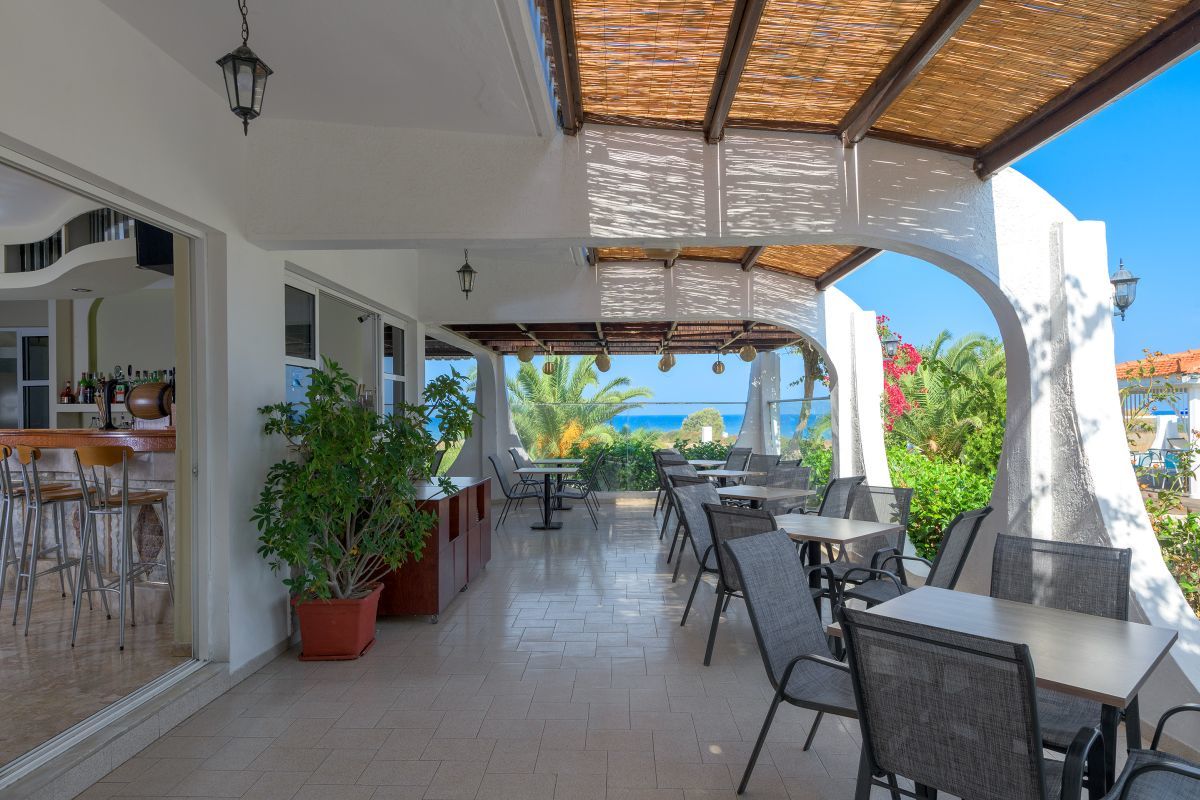 Nirvana Beach Hotel foto 14