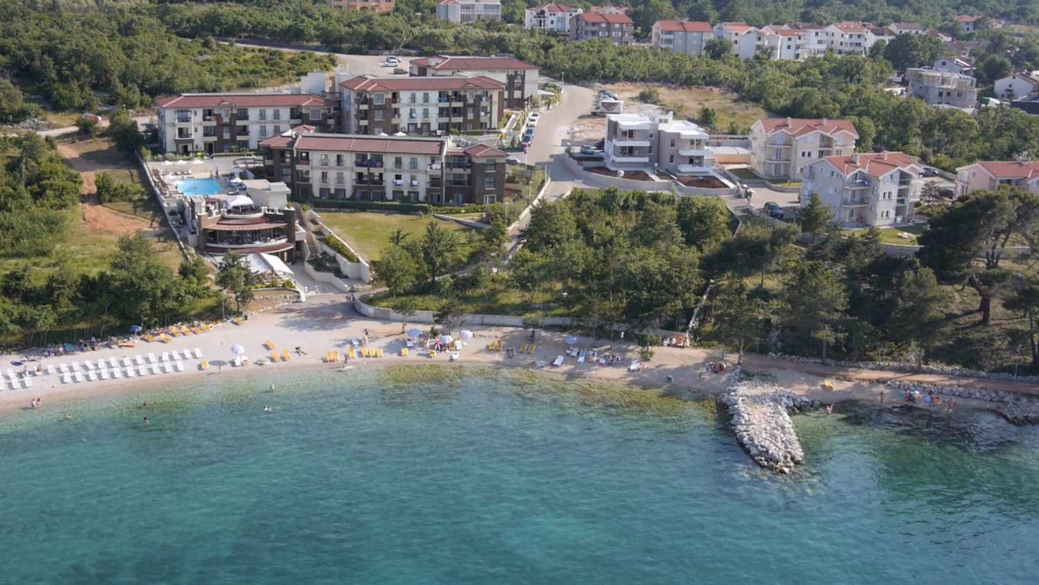 Blue Waves Resort