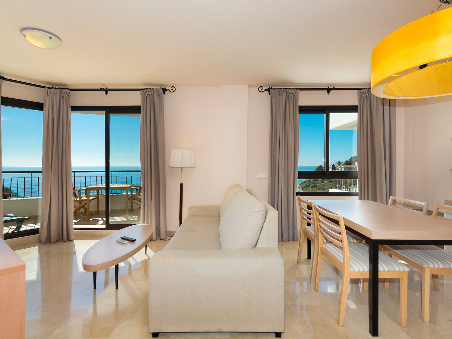 Olée Nerja Holiday Rentals image 3