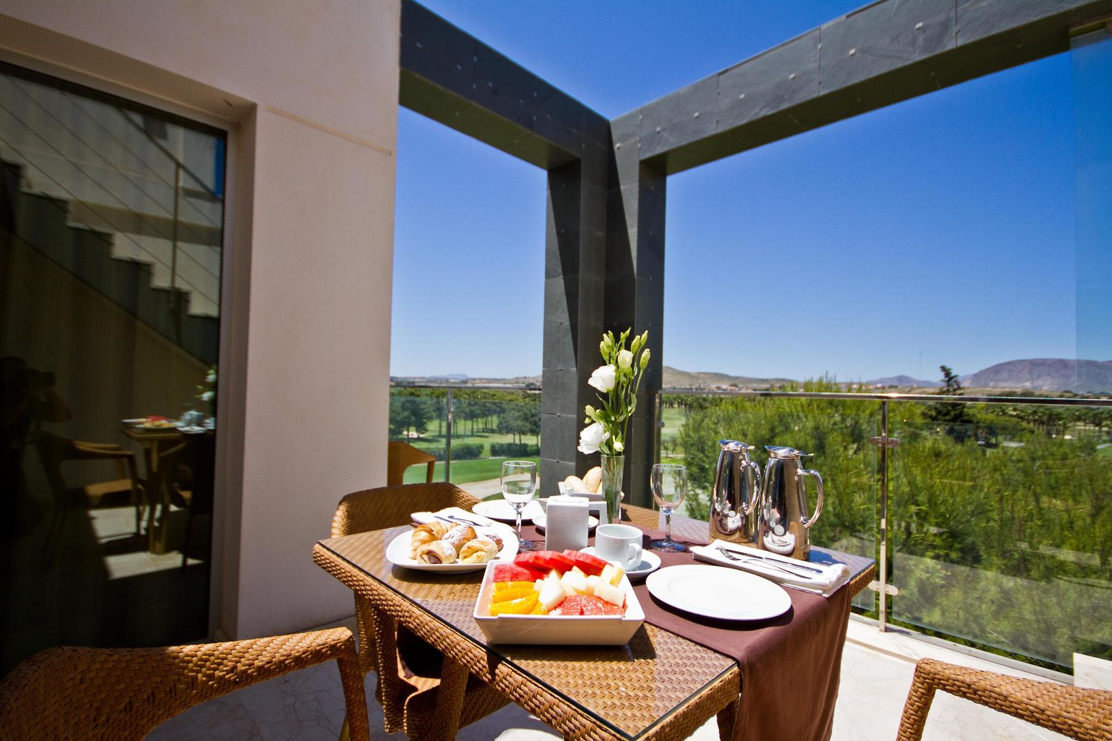 El Plantio Golf Resort image 3