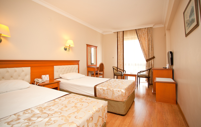 Prestige Hotel image 2