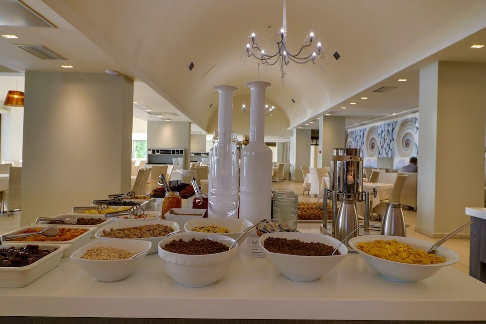 Olympian Bay Grand Resort foto 45