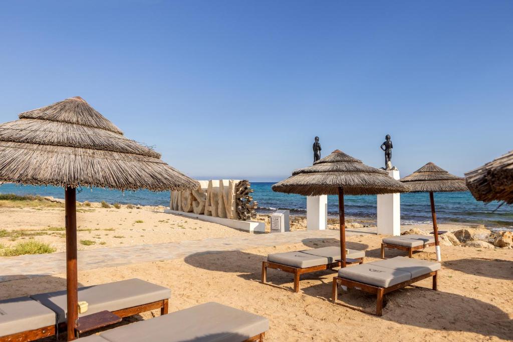 Electra Beach Holiday Village image 3