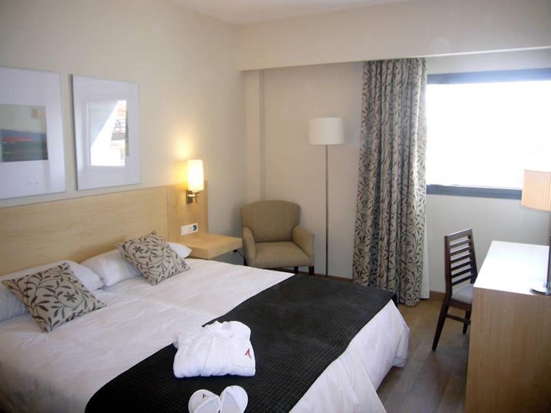 Ramada by Wyndham Madrid Getafe image 1