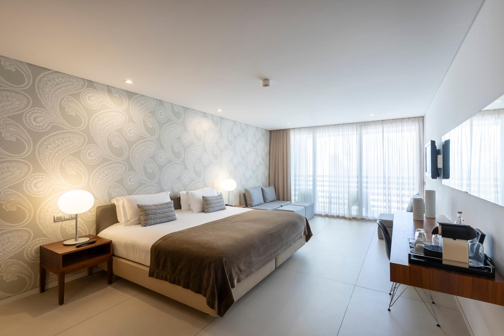 Blue & Green Troia Design Hotel image 1