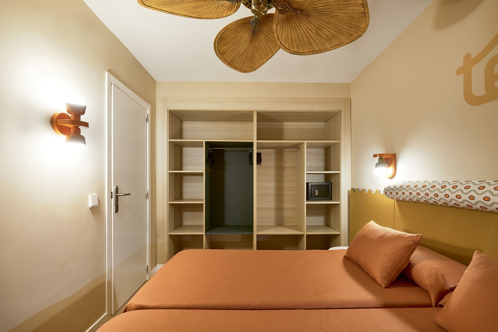 Tent Mojito Suites image 1