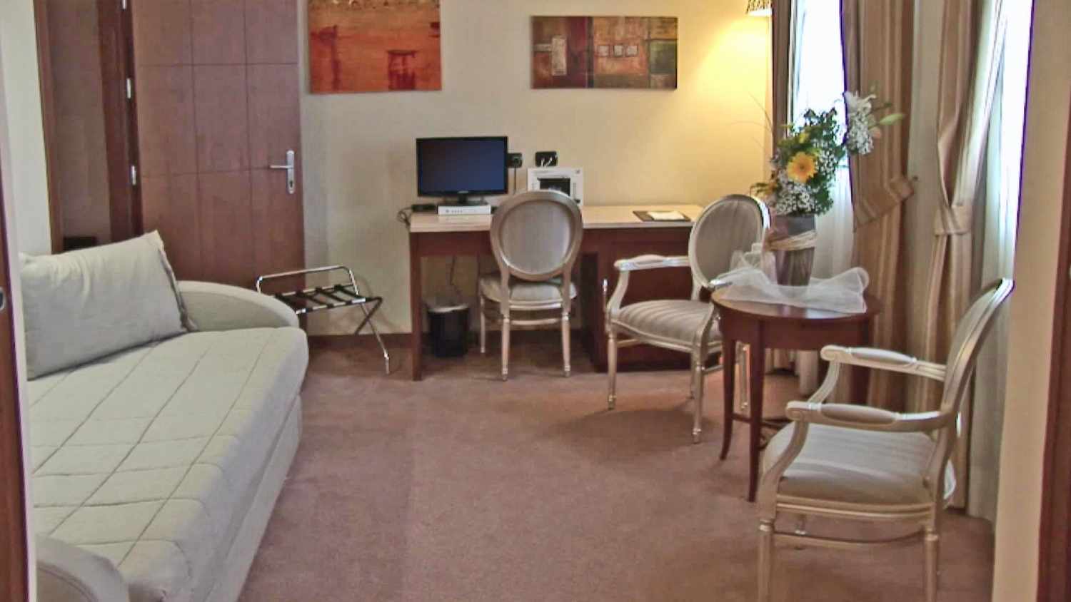 Suite met zithoek — For You