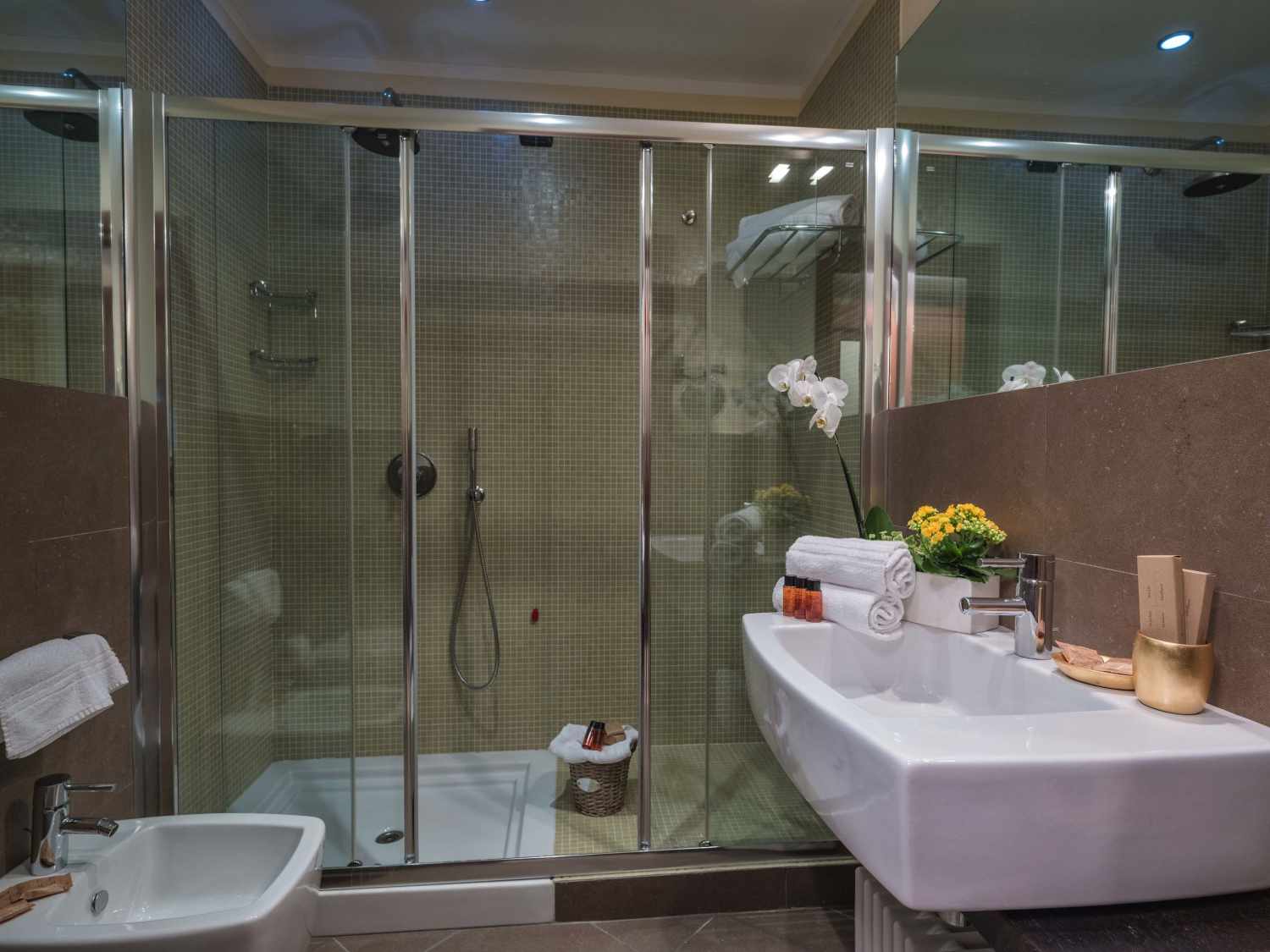 Badkamer met inloopdouche — For You