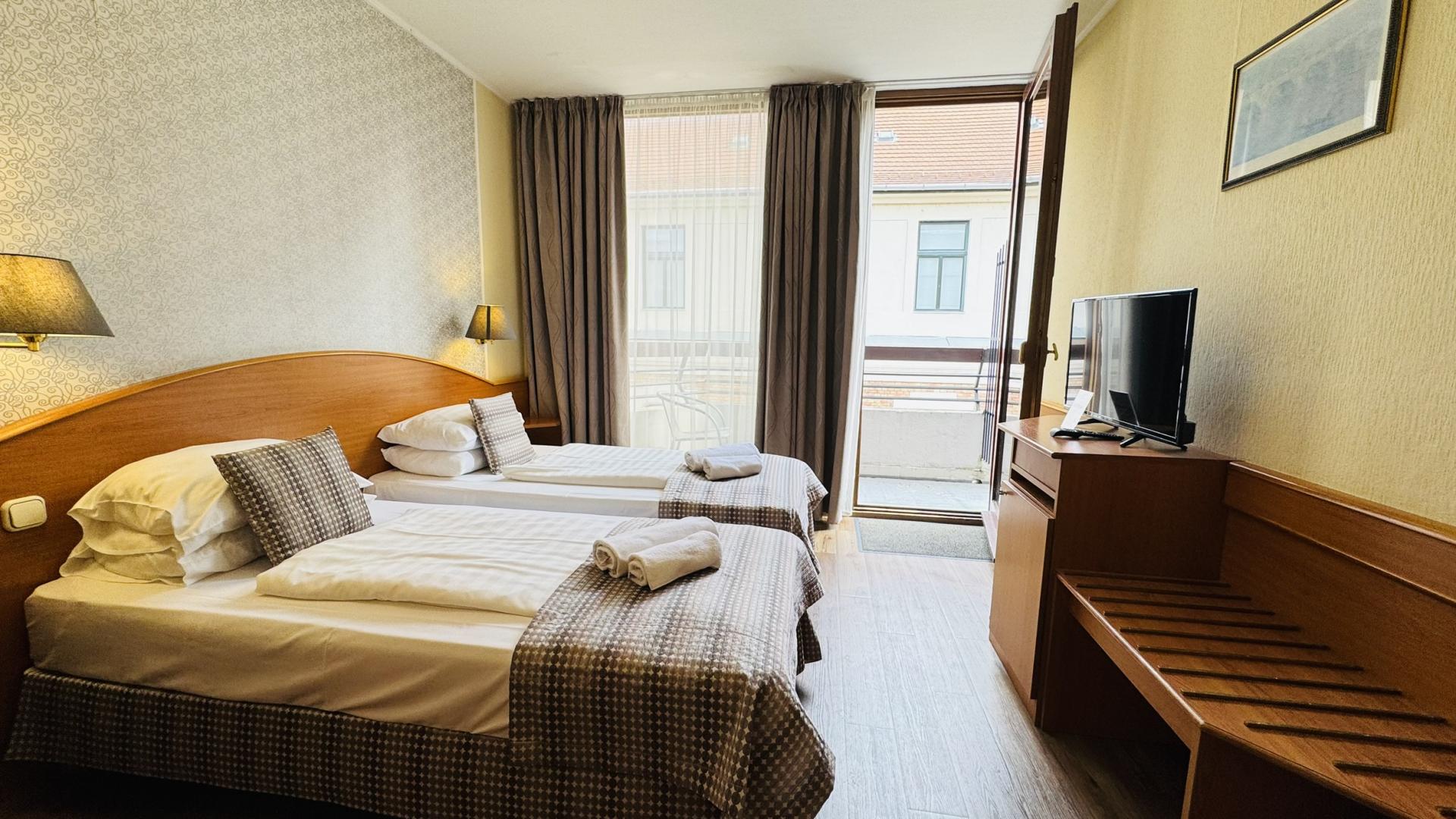Hotel Orion Varkert foto 30
