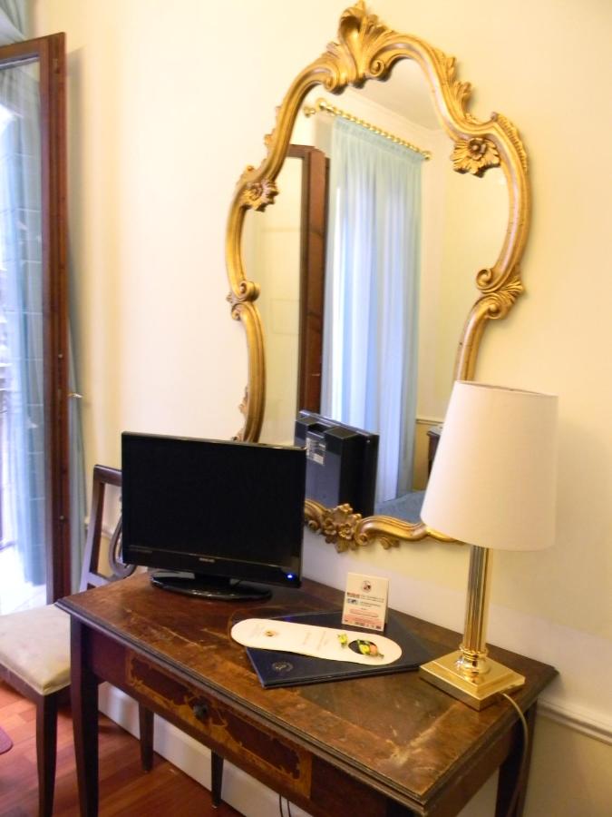 Hotel Pantalon in Venice - foto 5