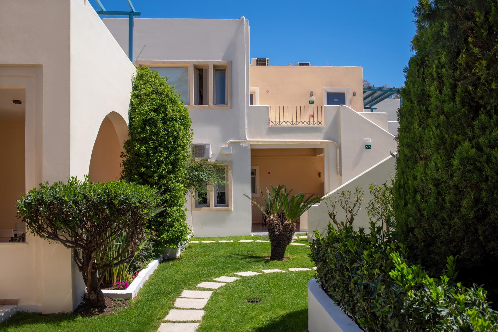 Binnenplaats — Papadakis Apartments
