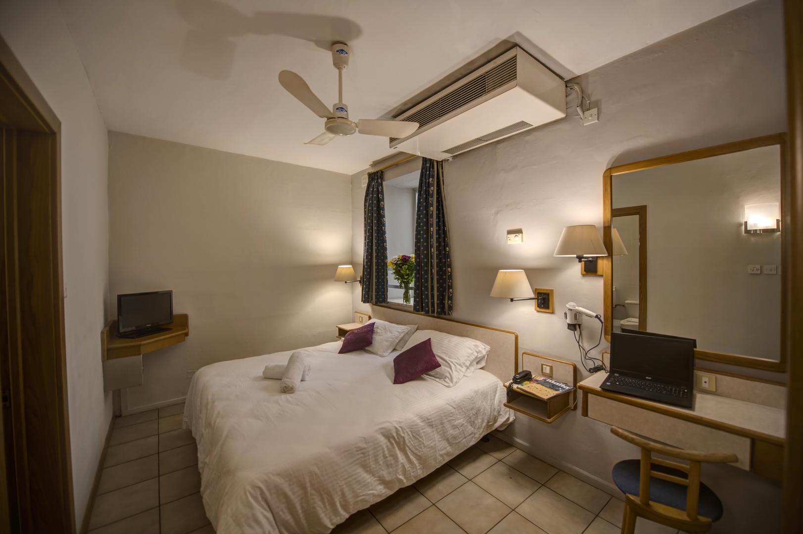 Kamer met tweepersoonsbed — Sliema Chalet Hotel
