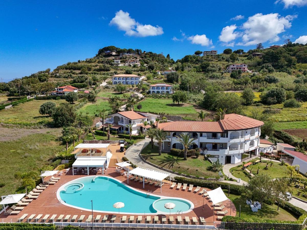Luzia Agriresort.