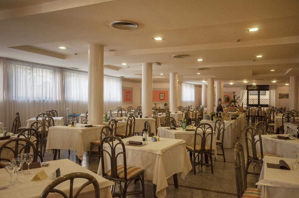 Rina Hotel foto 30