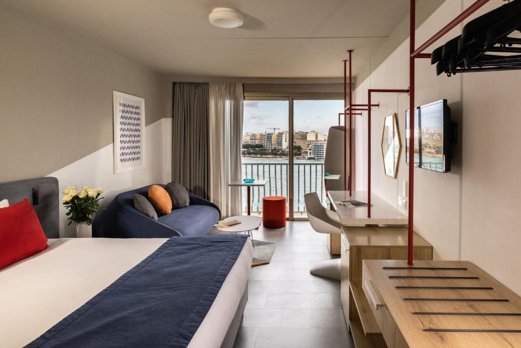 Kamer met twee aparte bedden — Cavalieri Art Hotel