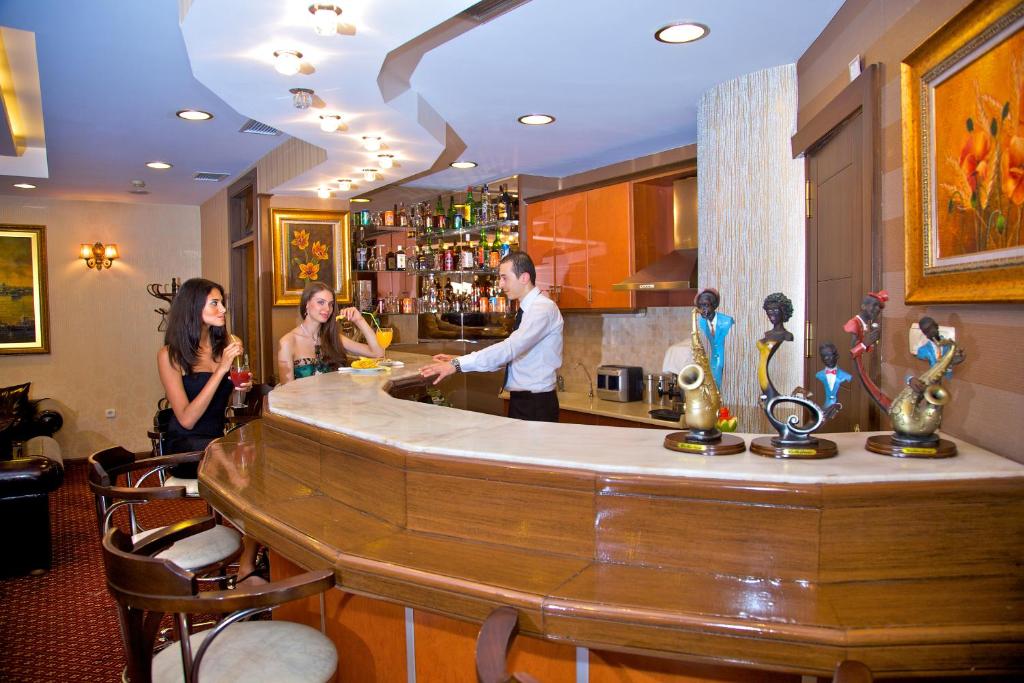 Grand Ünal Hotel image 2
