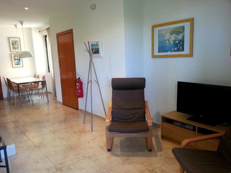 Clipper Hotel & Villas image 1