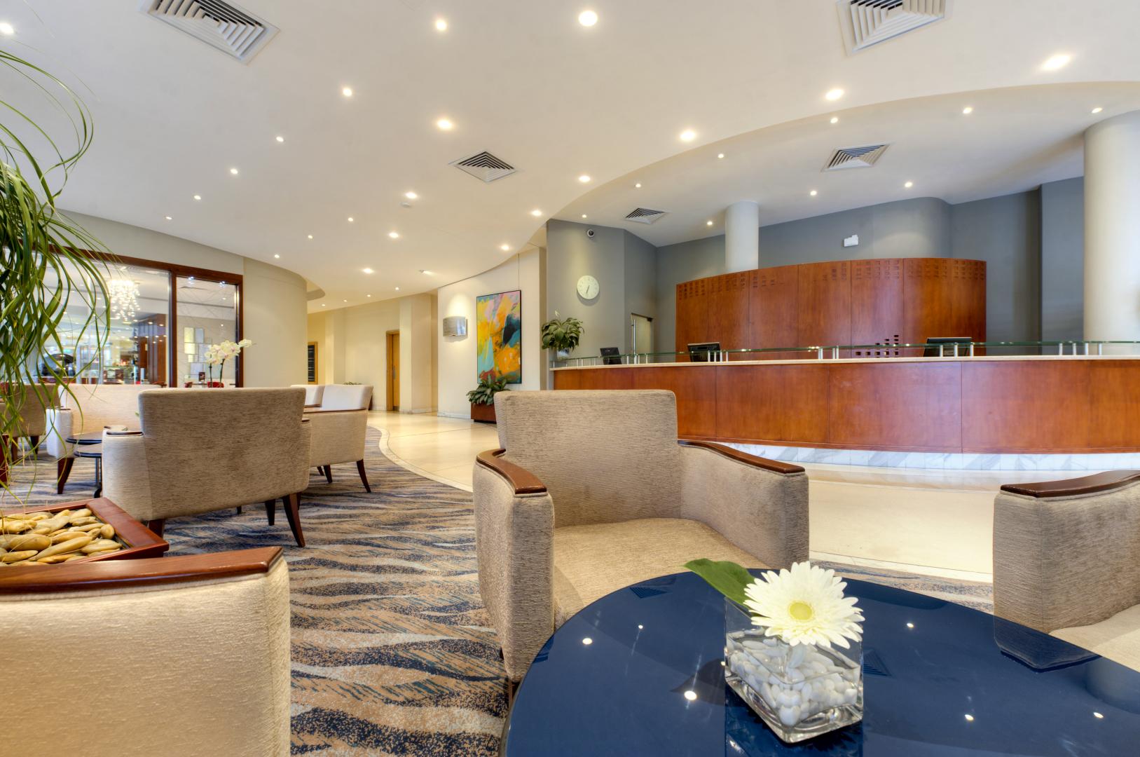 Lobby met receptie — Verdi St. Georges Bay Marina