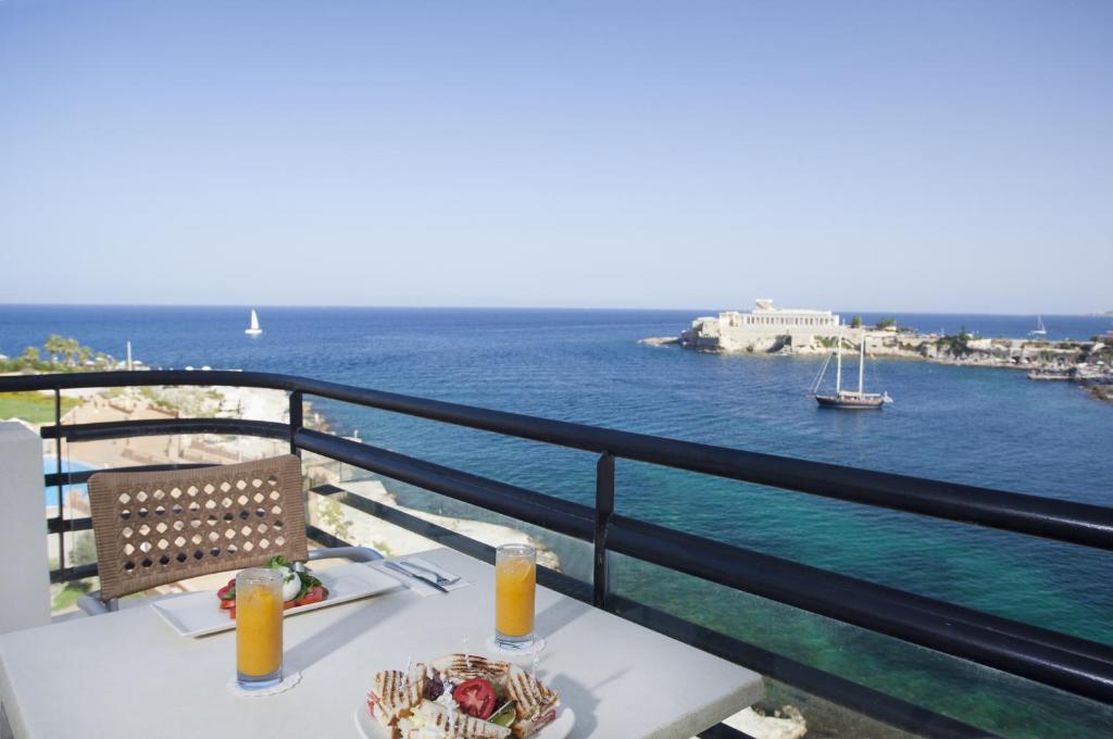 Zeezicht vanaf het balkon — Verdi St. Georges Bay Marina