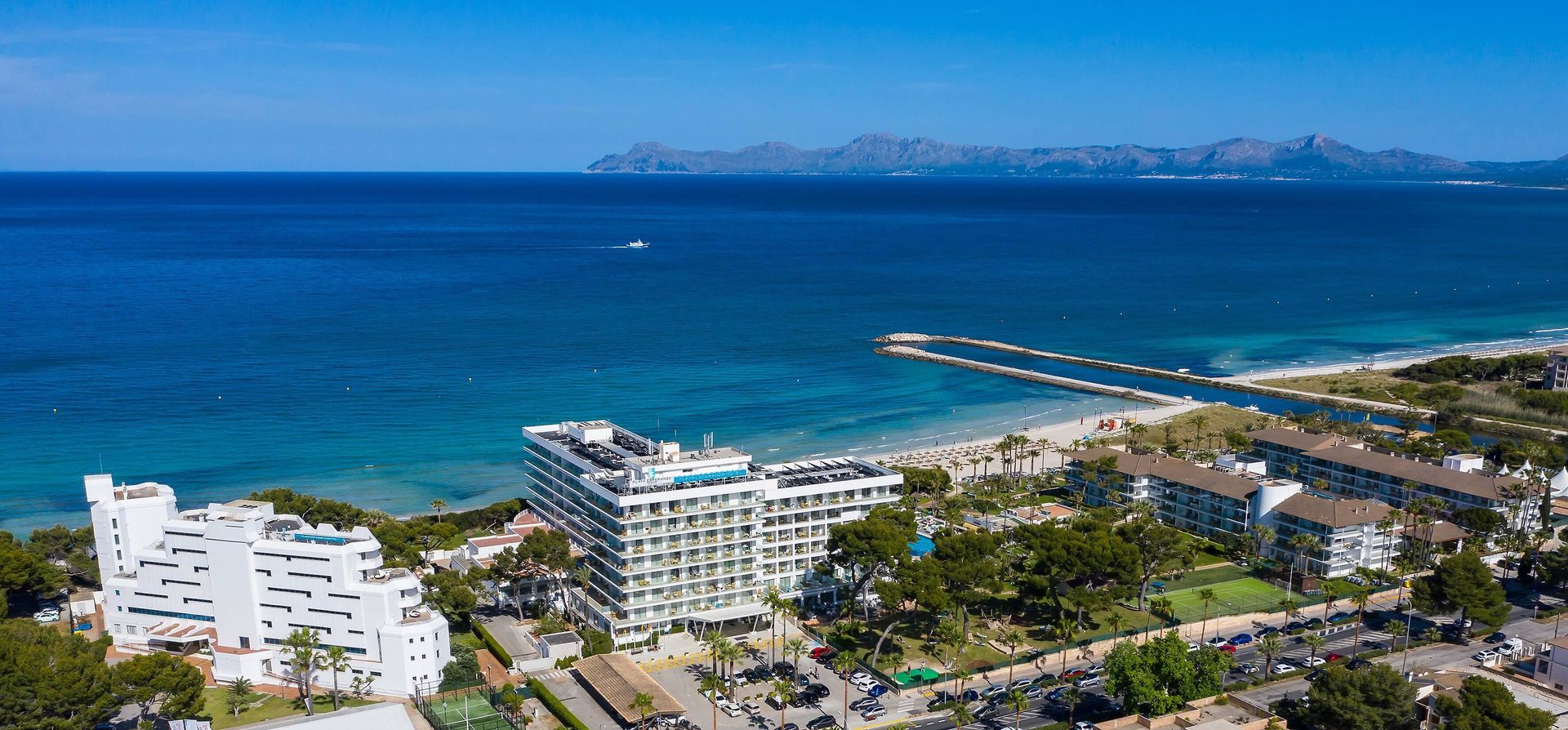 Playa Esperanza Resort image 0