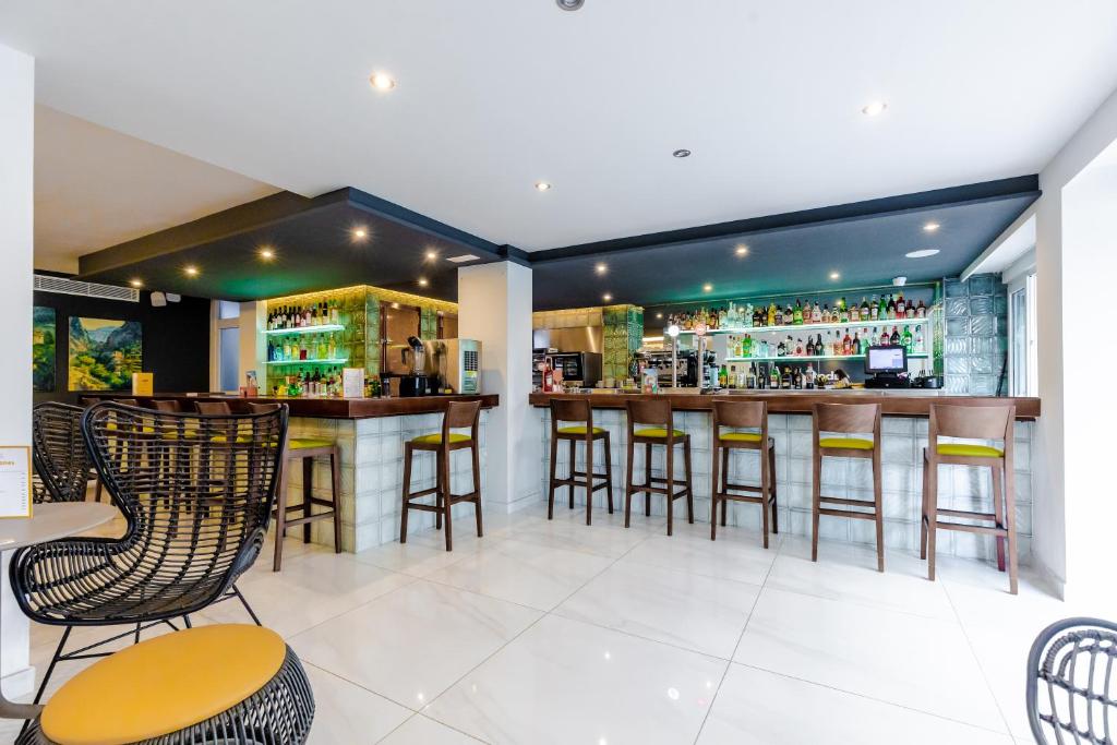 Cabot Playa Grande image 2